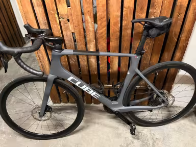 Cube C62 Agree Race