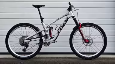 TREK Slash 9.9 X0 AXS T-Type Gen 6