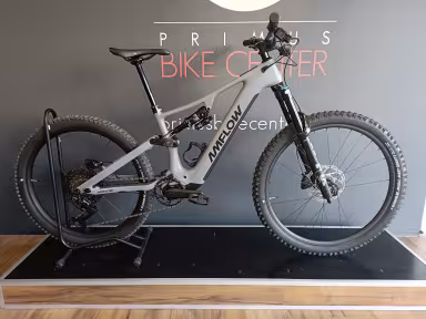 AMFLOW Pr Carbon Pro