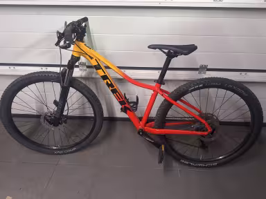 TREK Marlin 7