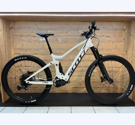 2022 SCOTT Contessa Strike eRIDE 920 