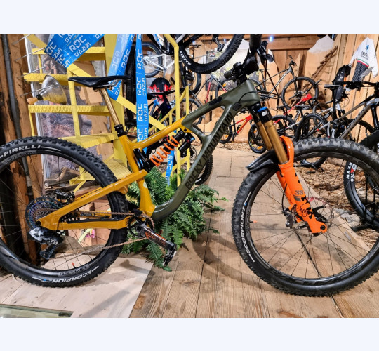 2022 Rocky Mountain Slayer Carbon 90 in Vendita - velocorner
