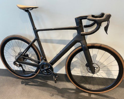 Acquista SCOTT Addict eRIDE 10 (EU) Velo o E-Bike - nuovo e usato -  velocorner