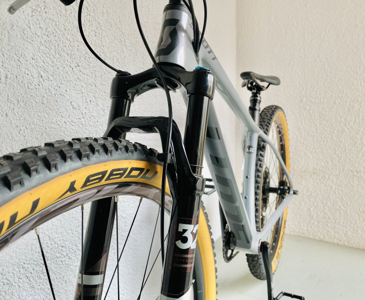 2023 scott scale 925