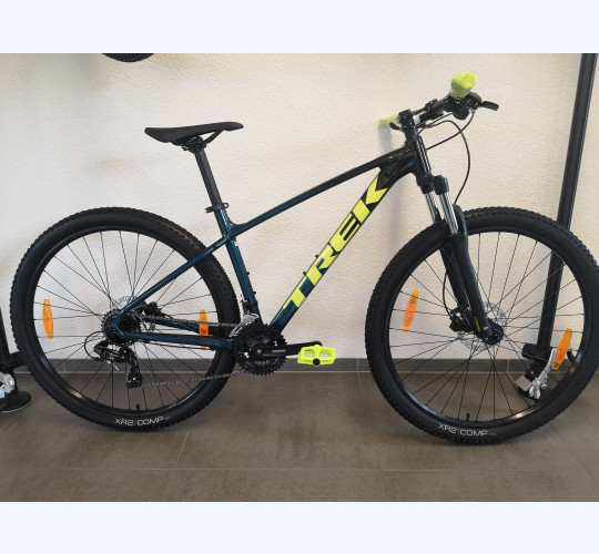 TREK Marlin 5 M 29 Wheel Dark 