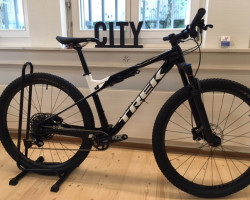 TREK Supercaliber 9.7 Bicycle or Bike 