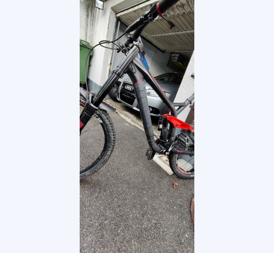 TREK Session 8 27.5 (M)