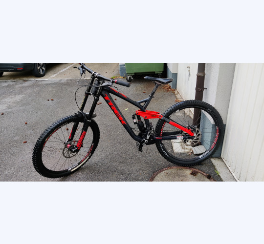 TREK Session 8 27.5 (M)