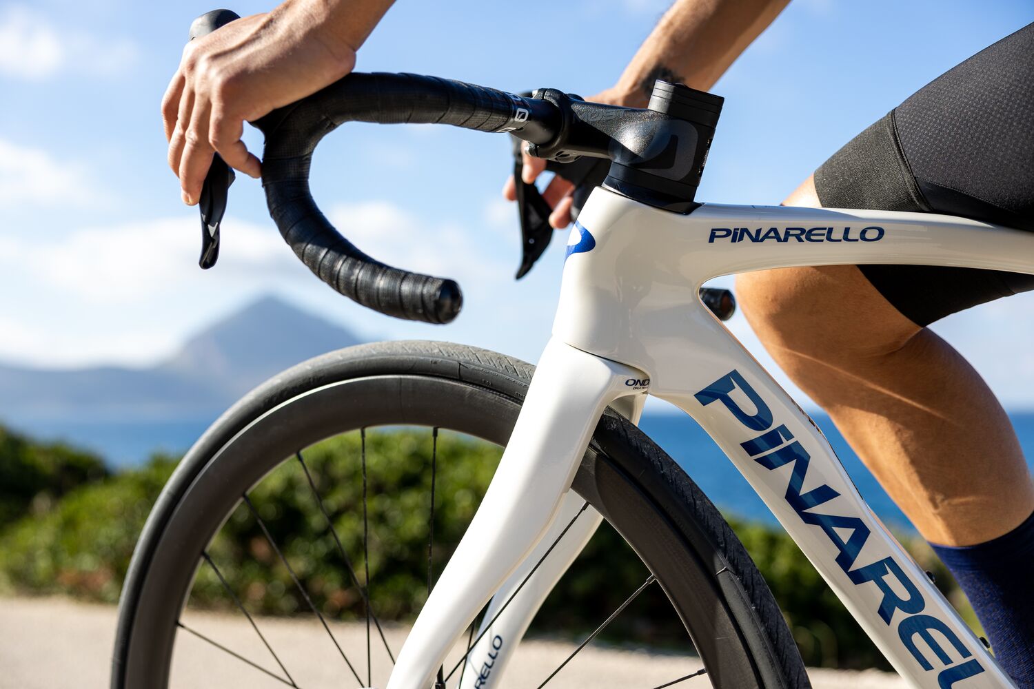 2024 Pinarello F 5 For Sale New White 50cm Neuenburg 2024-pinarello-f-5-for-sale-new-white-50cm-neuenburg