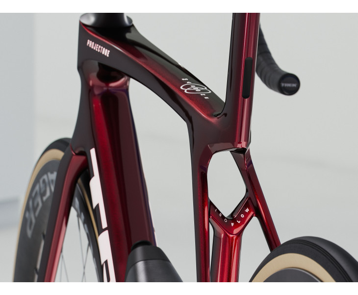 Vélo De Course Trek Madone - Cadre Carbone - Neuf
