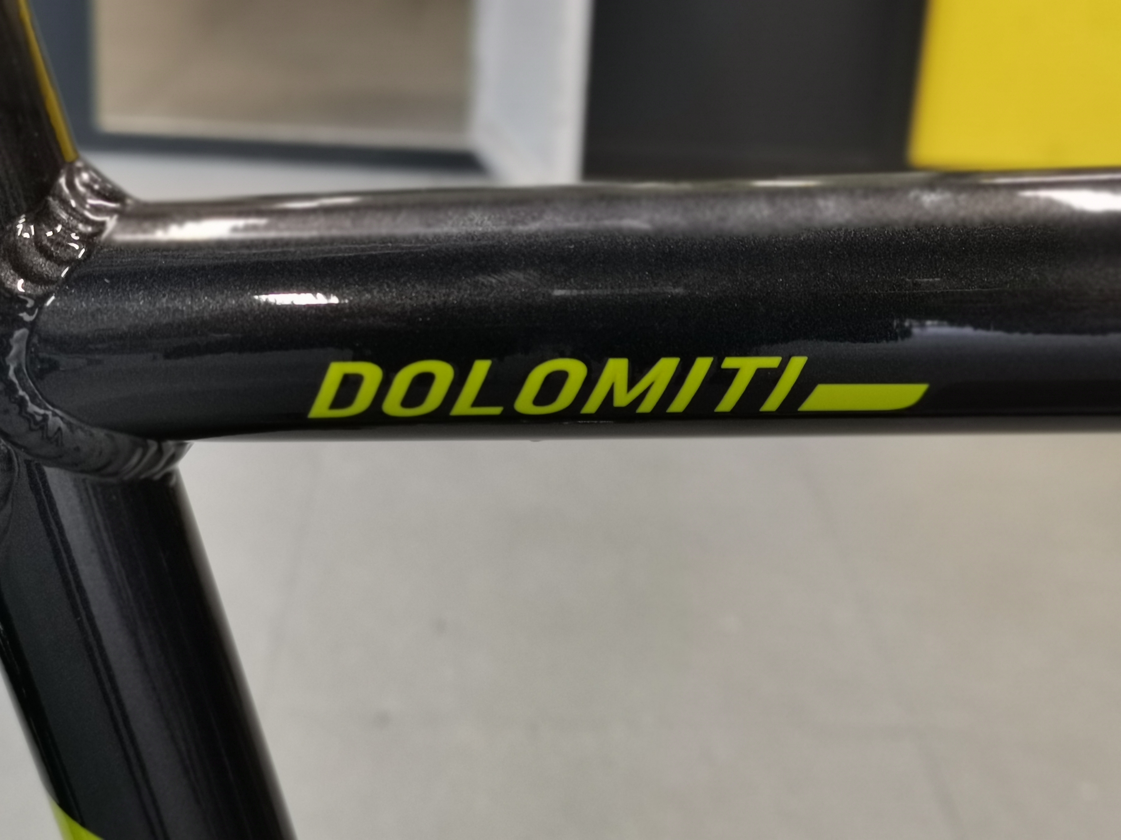 ウェア corratec DOROMITI  Monton Corratec Dolomiti Expert Neon-Yellow/White – The Bicycle Store