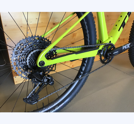 TREK Supercaliber 9.7