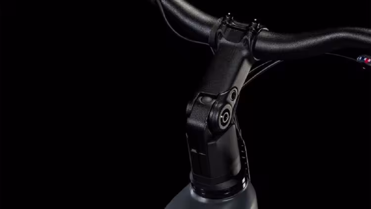 Cube Kathmandu Hybrid ONE 600