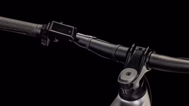 Cube Reaction Hybrid ONE 800