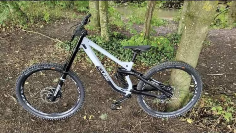 Cube TWO15 Race 27.5