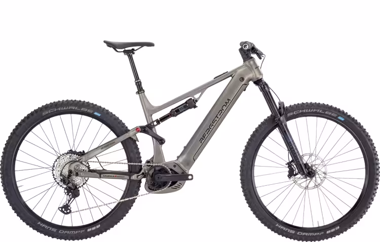 Bergstrom AXV 829