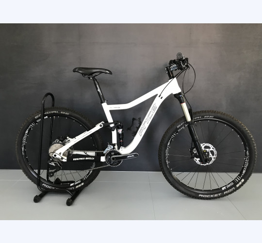 Price XC-Lady
