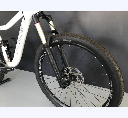 Price XC-Lady