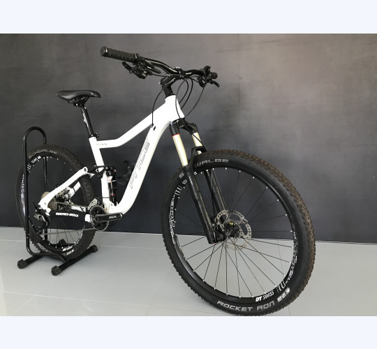 Price XC-Lady