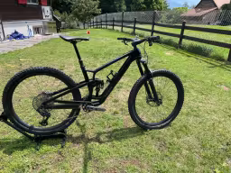 TREK Fuel Ex 9.8
