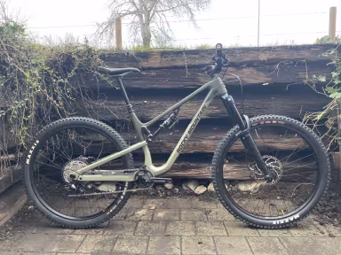 Rocky Mountain Altitude C50, Gr.m