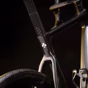 COLNAGO V4