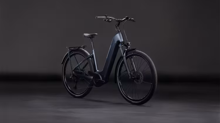 Cube  Kathmandu Hybrid ONE 800