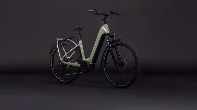 Cube  Kathmandu Hybrid ONE 800