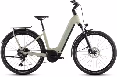 Cube  Kathmandu Hybrid ONE 800