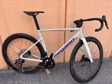 Megamo Pulse 07 Slr