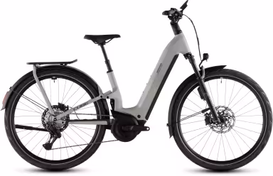 Cube Kathmandu Hybrid ONE11 HPC SLT 800