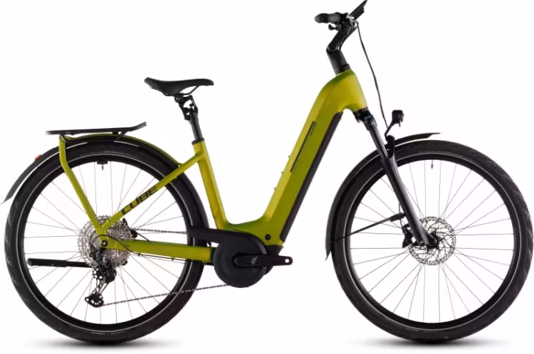 Cube  Kathmandu Hybrid Pro 800