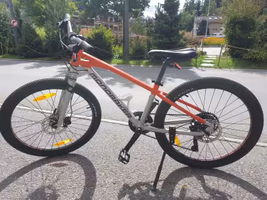 Mondraker LEADER 24