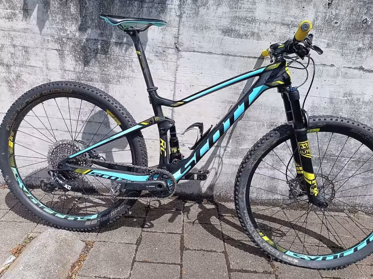 SCOTT Contessa Spark RC 700