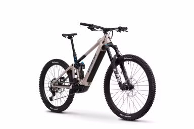 GHOST E-Riot Cf Pro