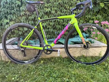 Felt F4X