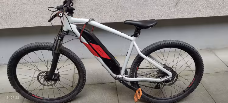 Rockrider E-St 500