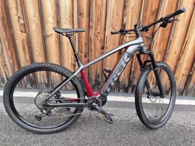 TREK Powerfly 7