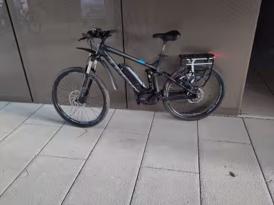TREK Powefly Fs7