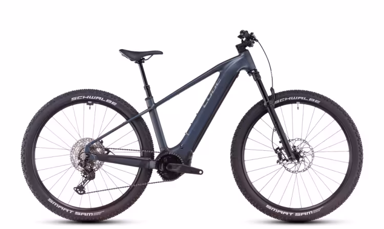 Cube Reaction Hybrid SLX 800