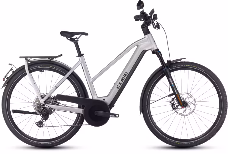 Cube  Kathmandu Hybrid 45 750