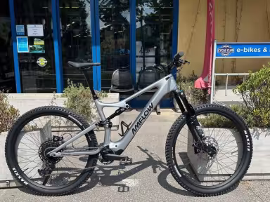 AMFLOW Pl Carbon E-Mtb / Dji Avinox 800 Wh