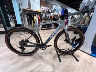 ARC8 Eero 27.5" Sram Apex