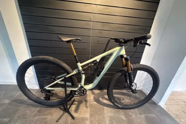 SPECIALIZED Epic Pro