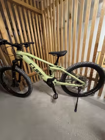 Cube Stereo Hybrid 120 Race