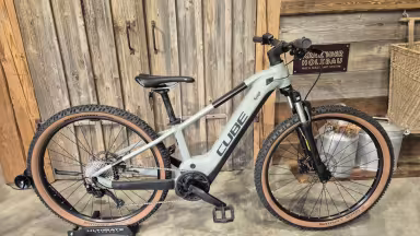 Cube Reaction Hybrid Performance 500