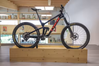 TREK Slash 9
