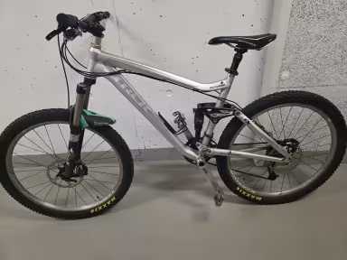 TREK Fuel EX 9