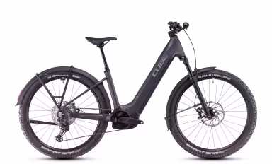 Cube Reaction Hybrid SLX 800