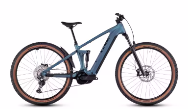 Cube Stereo Hybrid ONE22 Race 800